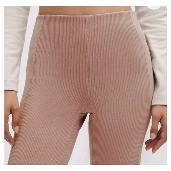NWOT Lululemon Ribbed Softstreme Flared Pants Regular Rose Size 8 - Picture 3 of 11